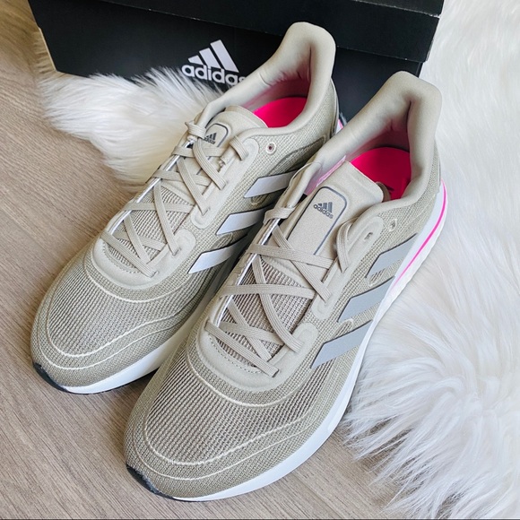 NWT Adidas Supernova Women’s Shoes - Picture 2 of 9